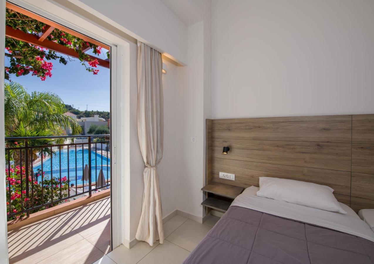 Stefan Village Hotel Agia Marina 외부 사진